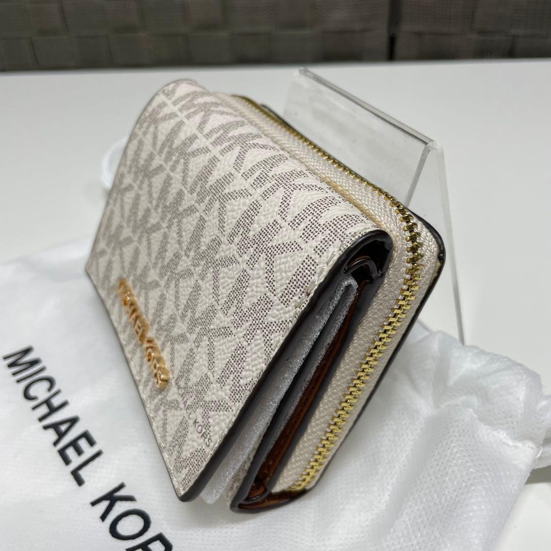 か*ん様 未使用　MICHAEL KORS ロゴ入り三つ折り財布
