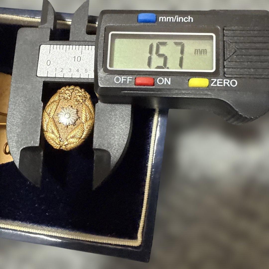 功績章 箱入り 大小2個 ケース付き