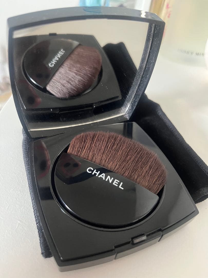 CHANEL ジャルダン イマジネールライトアンドベリーパウダーチークハイライト