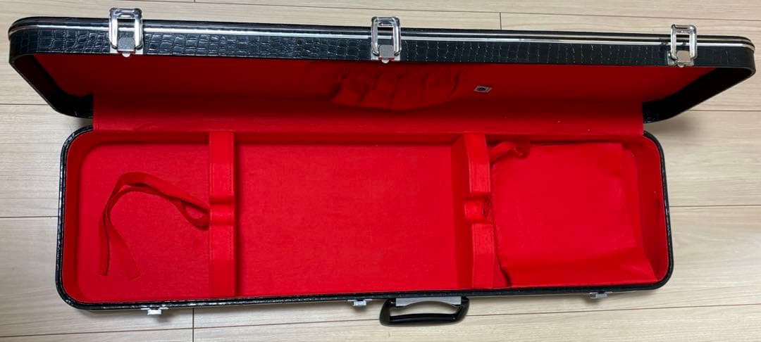 沖縄三線（天然蛇皮）ケース、三線用台、チューニング、カバー有