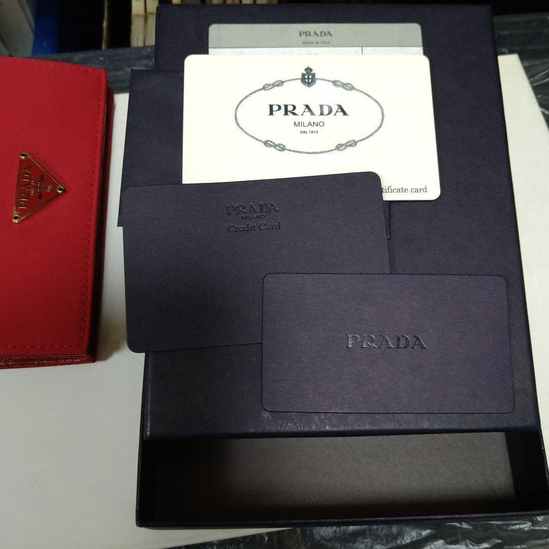 専用です‼️PRADA 二つ折り財布 レッド
