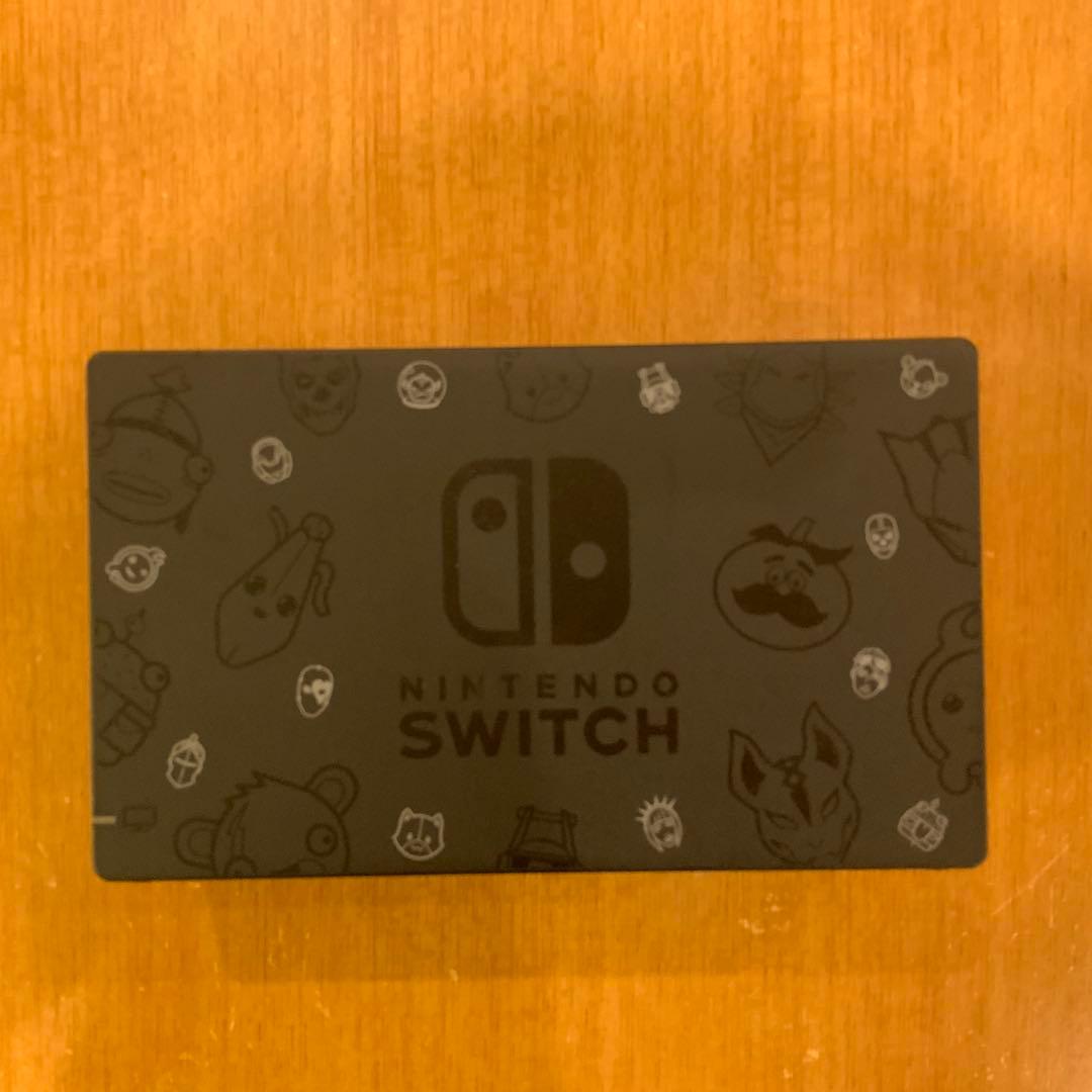 Nintendo Switch フォートナイト本体　保護フィルム付き
