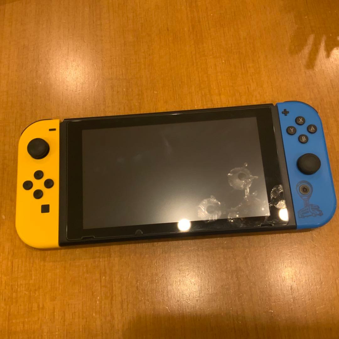 Nintendo Switch フォートナイト本体　保護フィルム付き