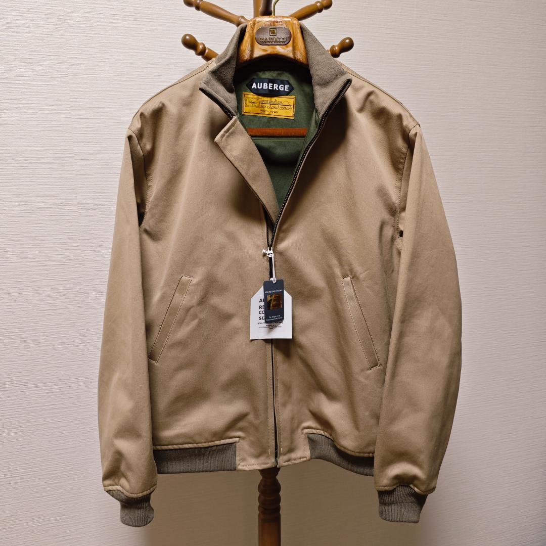 新品タグ付き AUBERGE TRAVIS 44