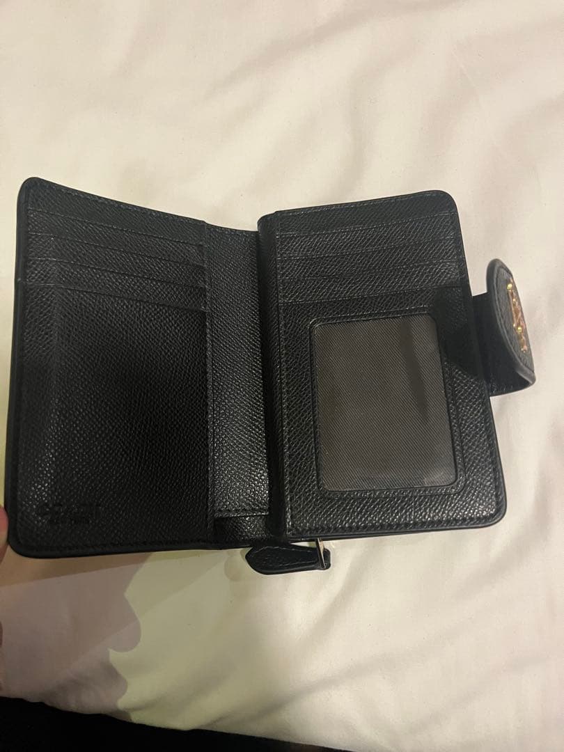 COACH ブラックレザー 二つ折り財布