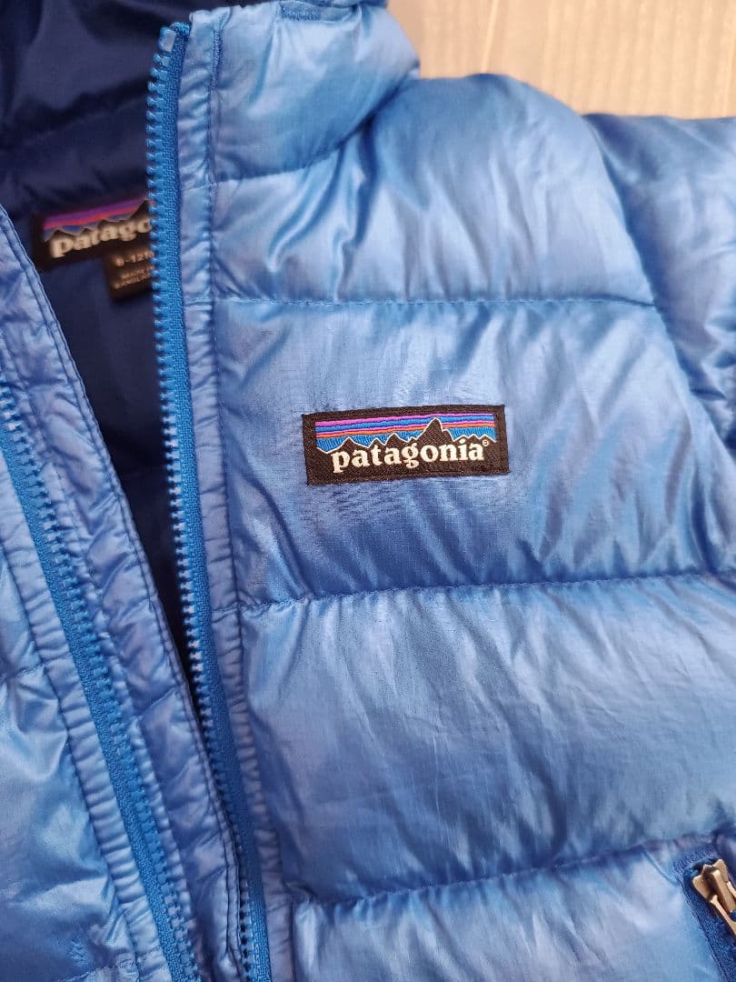 Patagonia ベビー ハイロフト ダウン セーター フーディ 6-12m