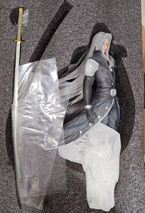 ファイナルファンタジー　セフィロス 　フィギュア　塗装完成品