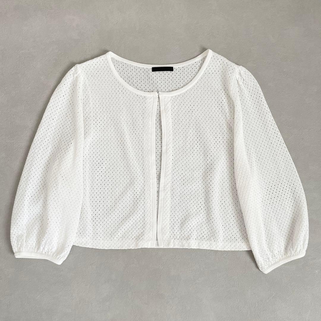 未使用近　トゥービーシック　 アイレット透かし編み ニットボレロ　カーディガン.