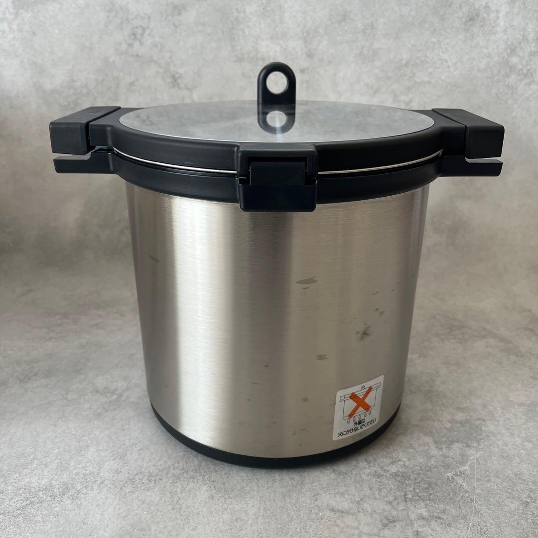 サーモス　真空保温調理鍋　シャトルシェフ　4.5L KPA-4500 未使用品
