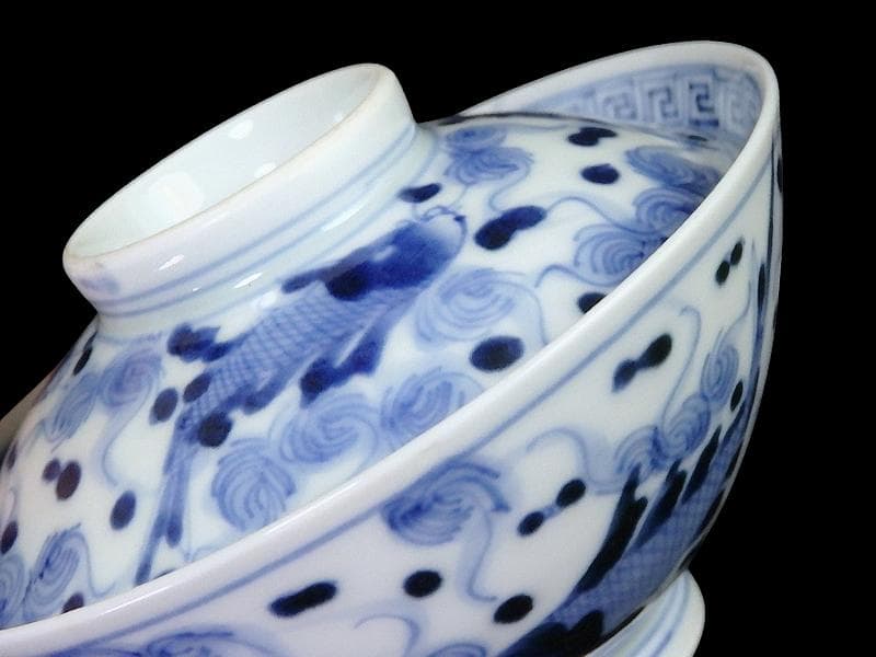 古伊万里　染付　流水に鯉の図　蓋茶碗　E871AS-fbsn