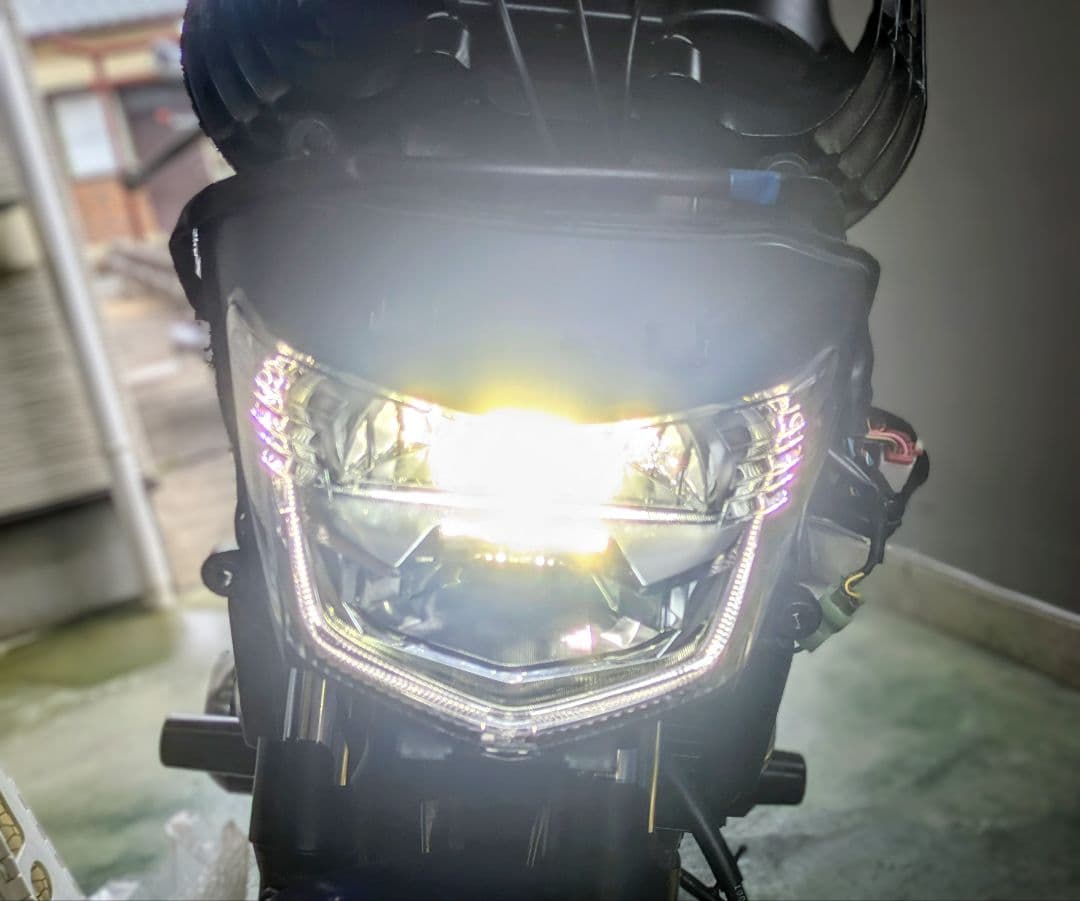 CB400SB NC42 CB1300SB SC54 ボルドール　ヘッドライト