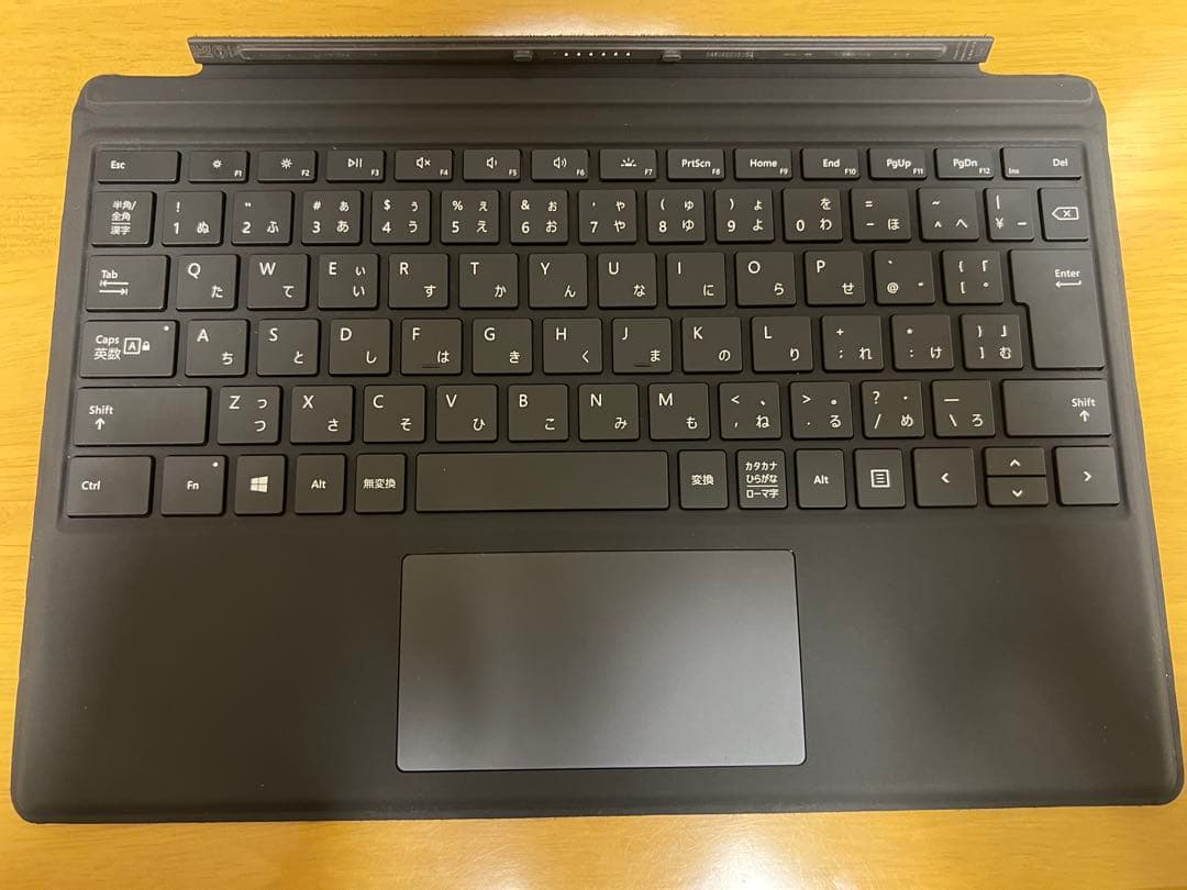 Microsoft Surface Pro7 本体