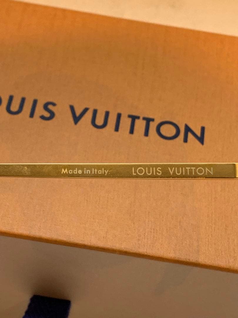 【一度使用のみ】Louis Vuitton ポピー　サングラス　フラワーモチーフ