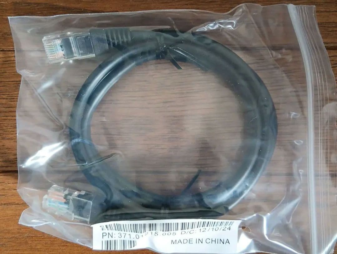 NTT docomo  5G HR02 モバイルルーター