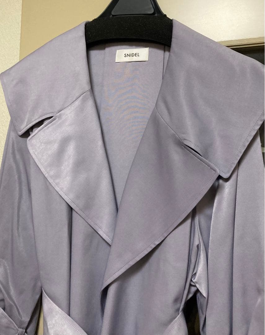 ☆新品・タグ付き☆ ビッグカラートレンチコート