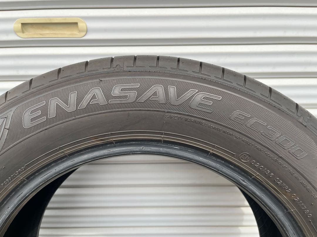 ①ダンロップ 215/60R16 2025年製 2本分