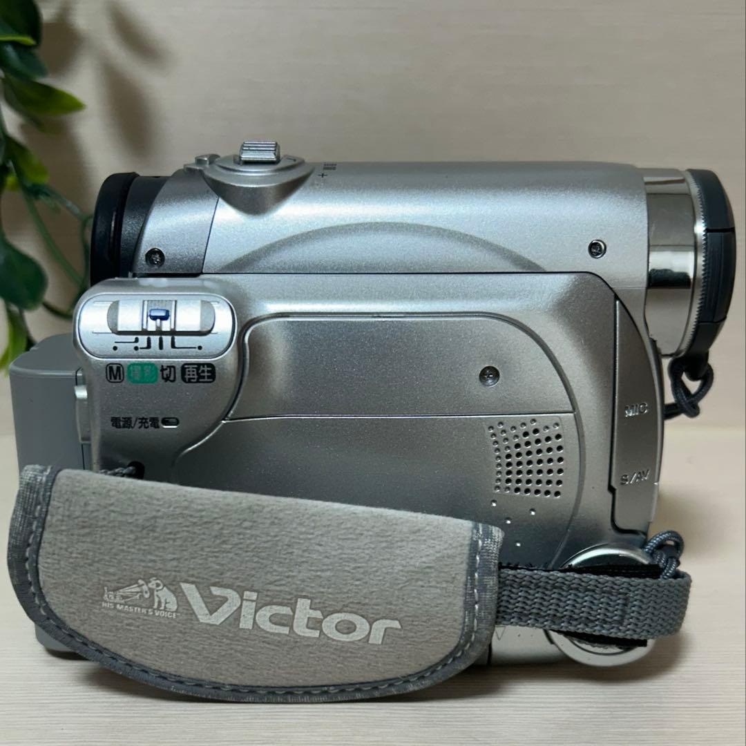 希少 人気 Mini DV ビクター GR-D230-Sデジタルビデオカメラ