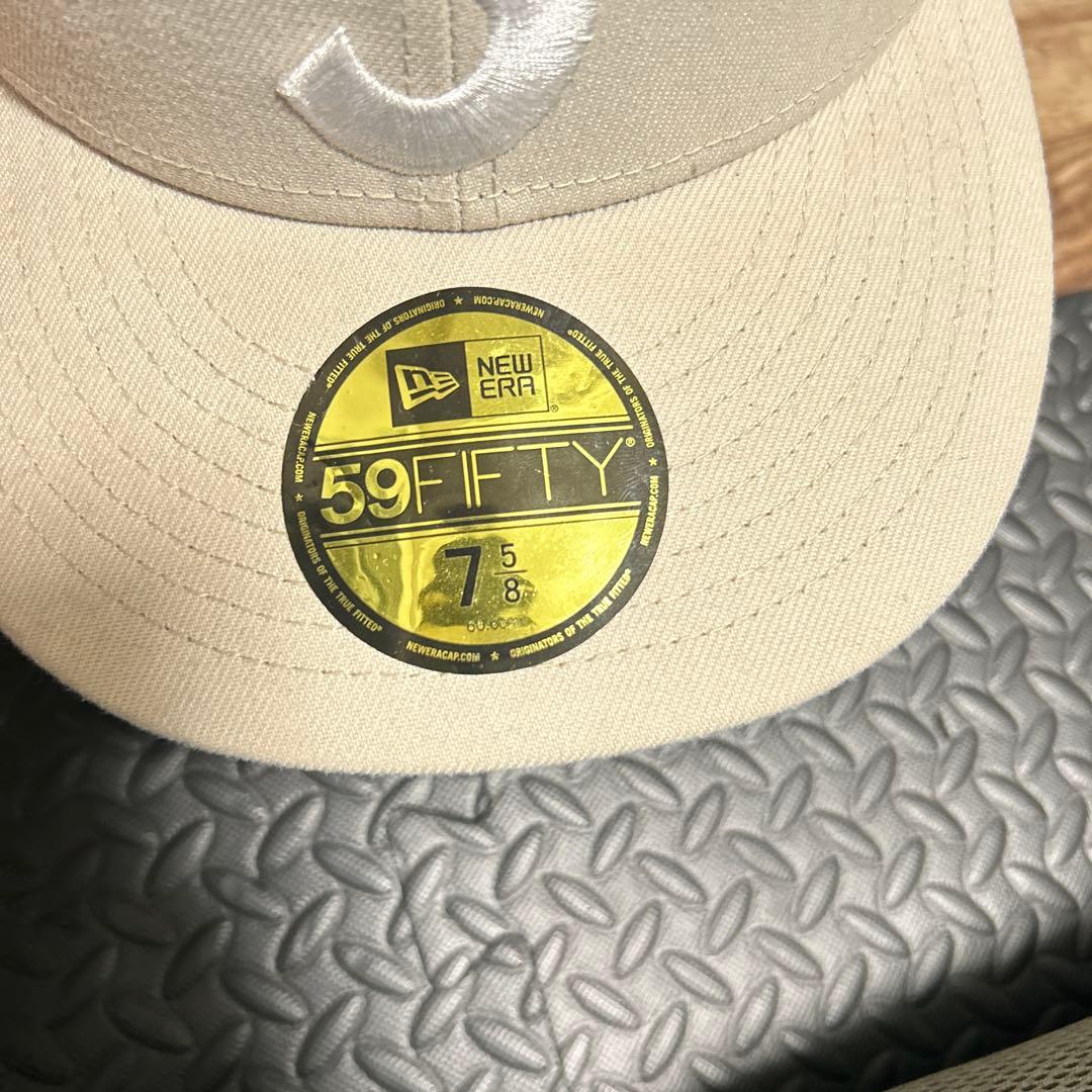 Supreme 59FIFTY ベージュ キャップ 7 5/8