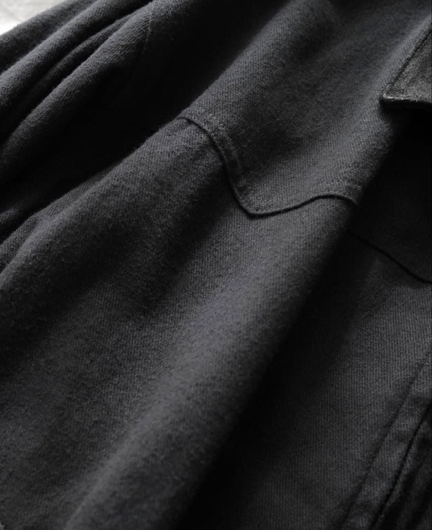 comoli 26ss ブラックドリル ジップジャケット 2