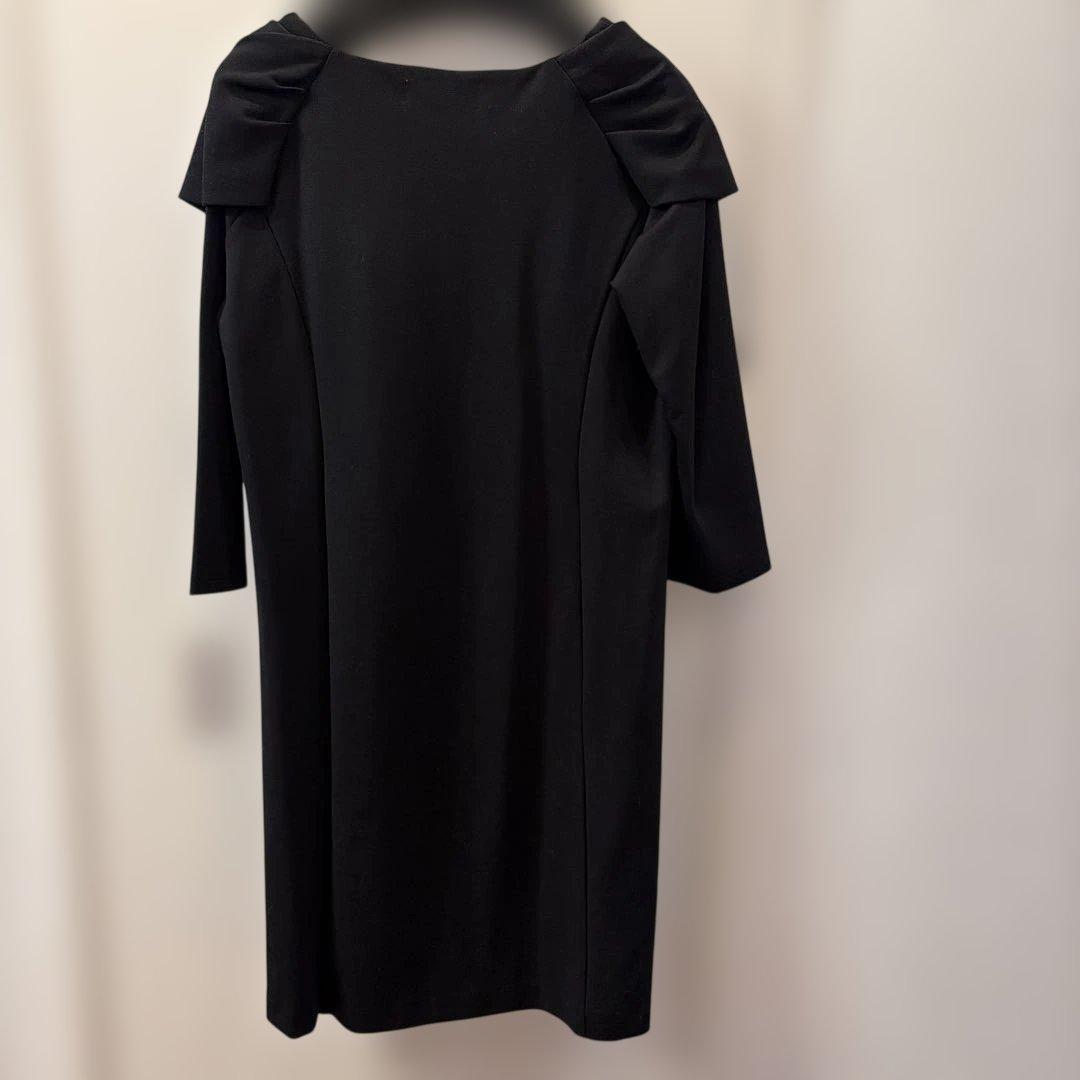 【新品】ギャラリービスコンティ　黒ワンピース
