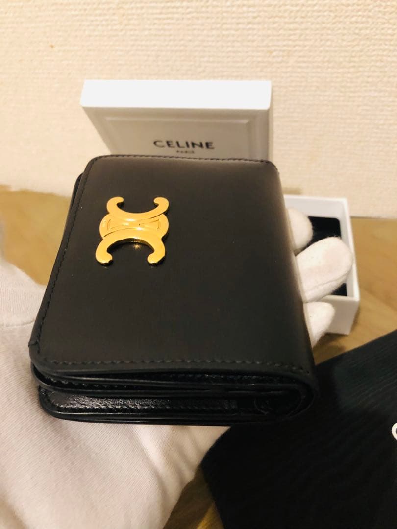 CELINE ブラック 二つ折り財布