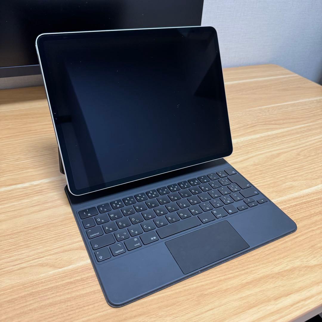 【美品】iPad Pro 12.9 第4世代 256GB キーボード付き