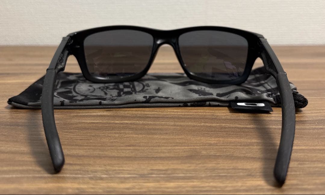 OAKLEY JUPITER SQUARED サングラス　 ケース付