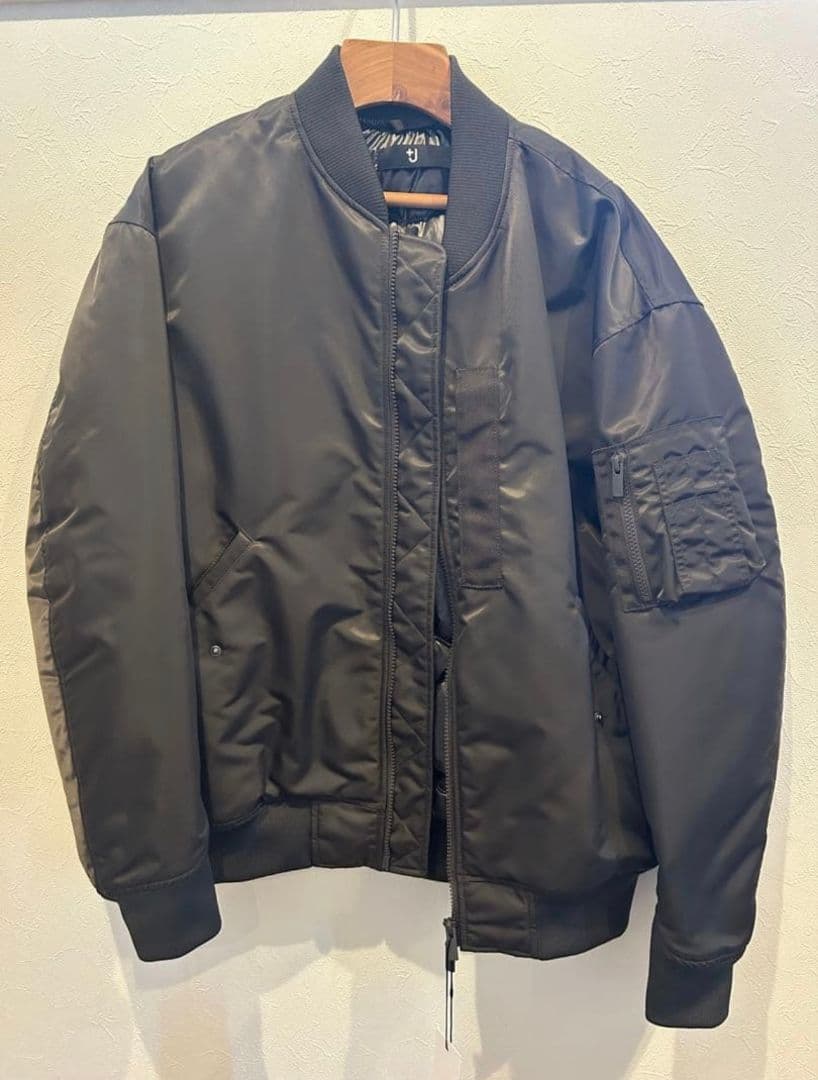 UNIQLO +j ハイブリッドダウンオーバーサイズMA1 ブルゾン M カーキ