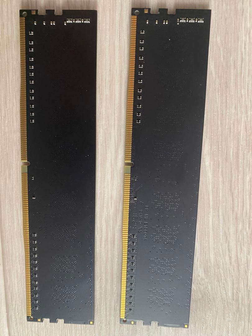 PC用メモリ DDR4-2400　8GB×2枚　合計16GB