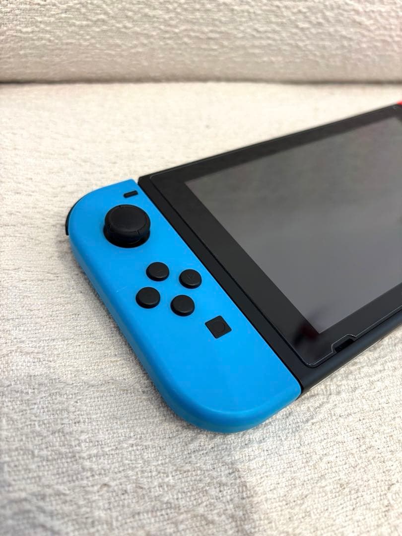 き*ょ様 Nintendo Switch 本体 青/赤