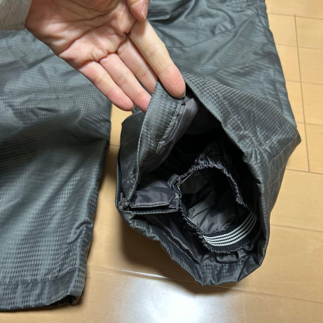 【未使用に近い】スキーウェア スノボ 130〜150cmサイズ調整可能　上下