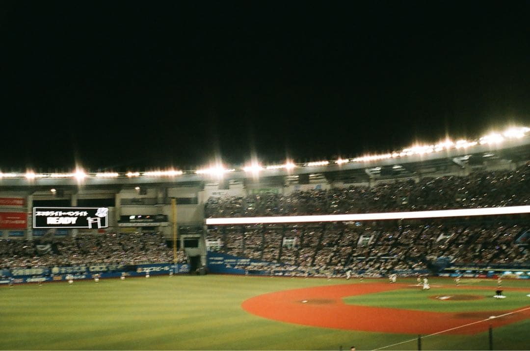 [オリンパス] Olympus trip35 フィルムカメラ　赤ベロ○