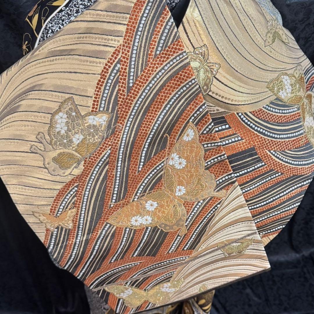 美品　たたき染　黒灰　金駒刺繍　舞蝶　金彩　松　逸品　フルセット　振袖　振り袖