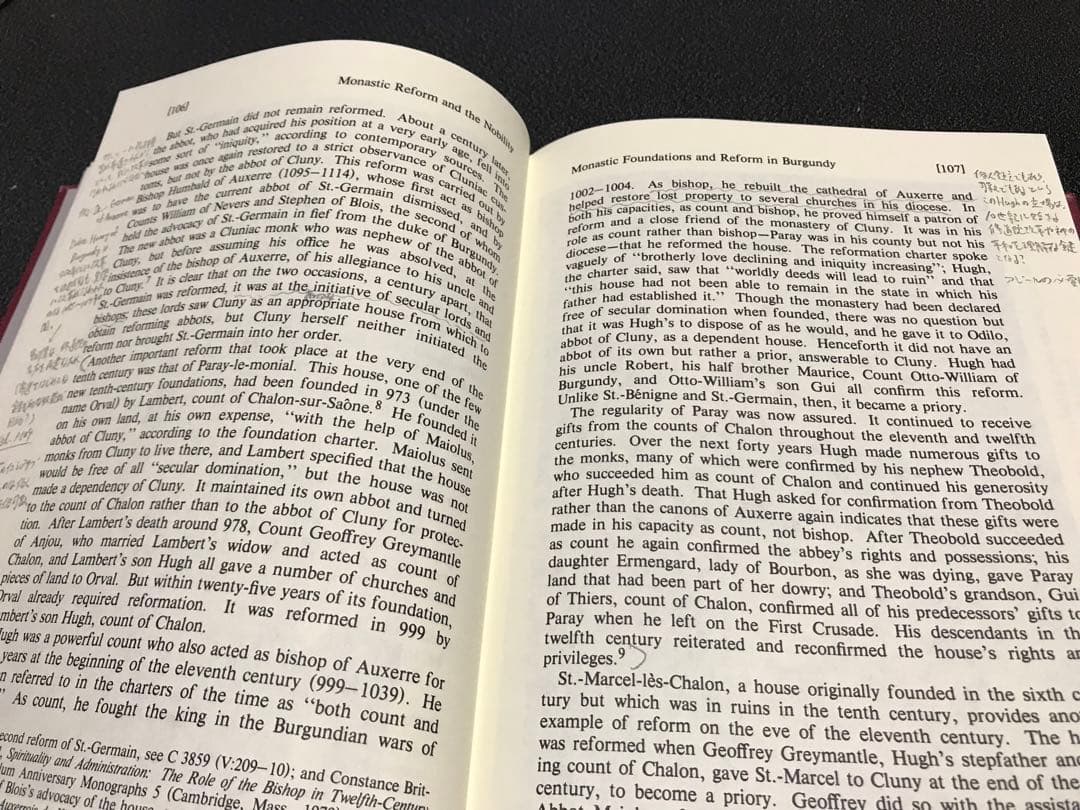 洋書 Sword, Miter, and Cloister Nobility and