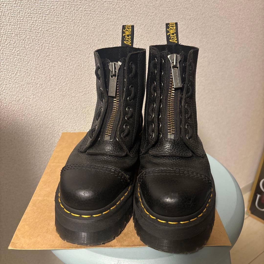 ドクターマーチン SINCLAIR Dr Martens