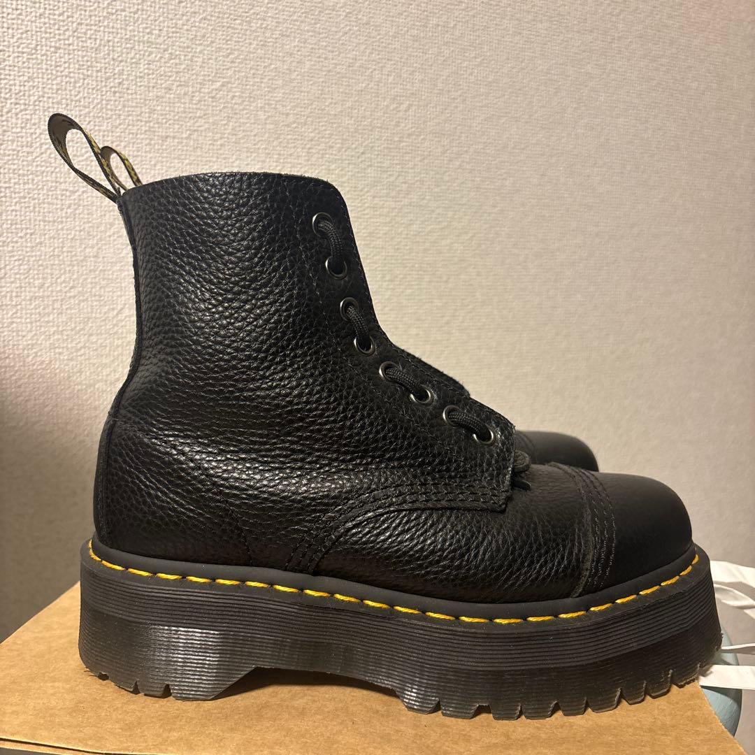 ドクターマーチン SINCLAIR Dr Martens