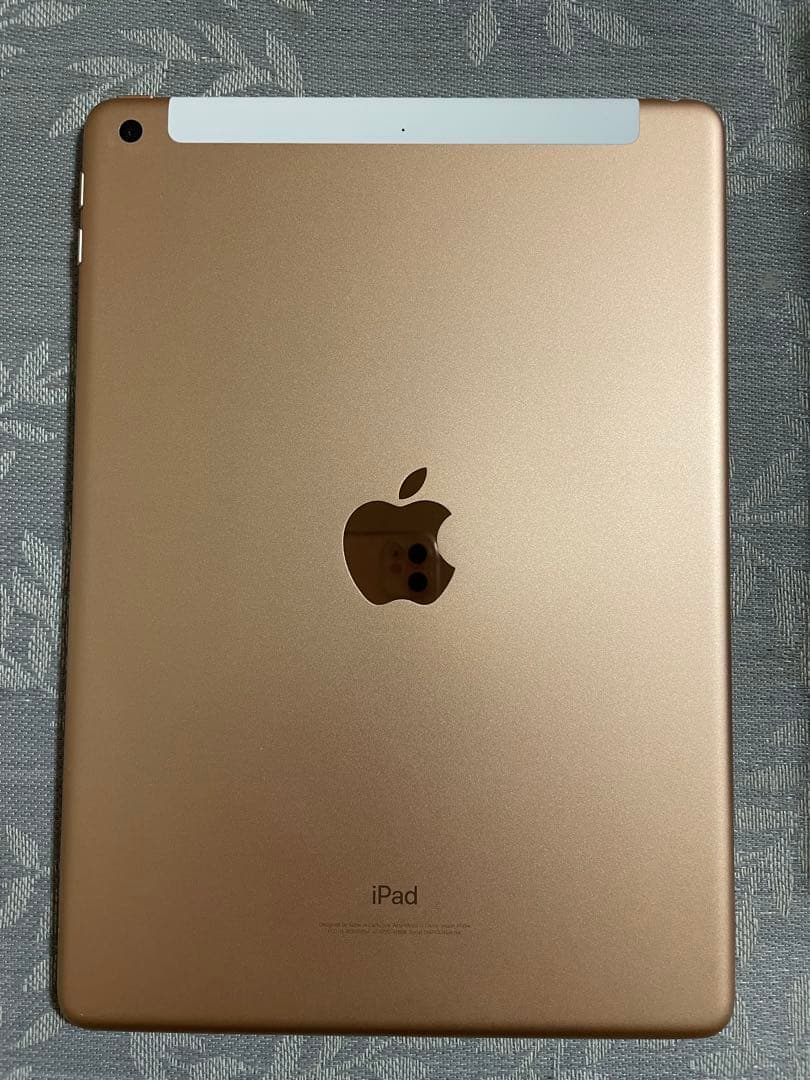 Apple iPad (第6世代) ゴールド本体 + Apple Pencil