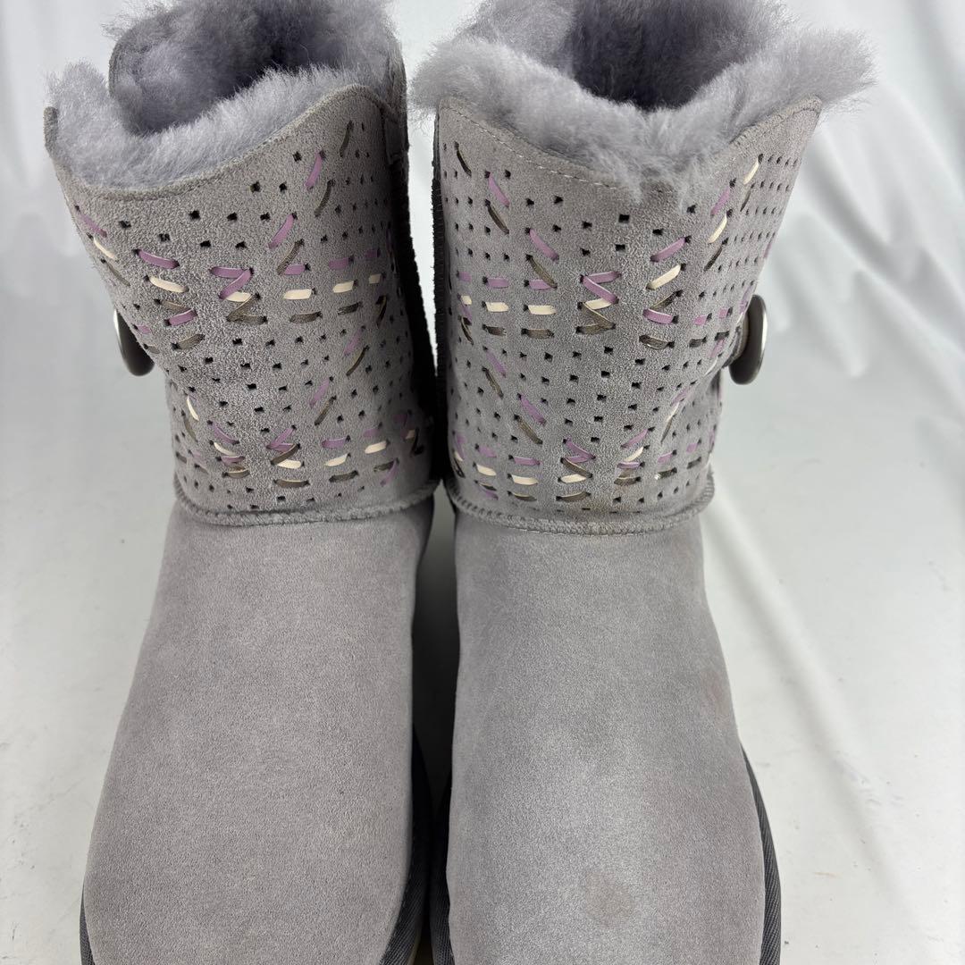 新品未使用　UGG グレー ムートンブーツ 　メッシュ　大きいサイズ　26cm