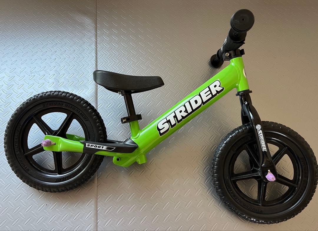 STRIDER バランスバイク グリーン12インチ SPORT 日本正規品