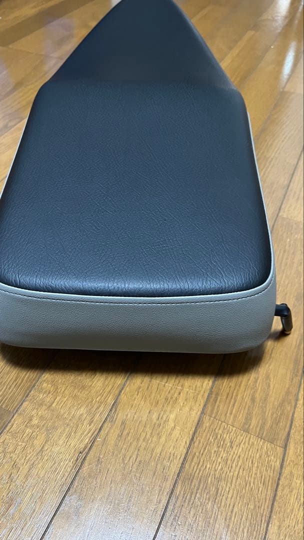 アウトスタンディング ダブルシート w331 スーパーカブ クロスカブ用