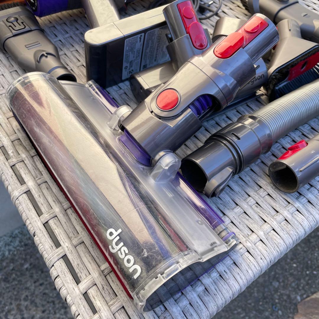 ダイソンDyson V10 Fluffy SV12FF 掃除機 アタッチメント