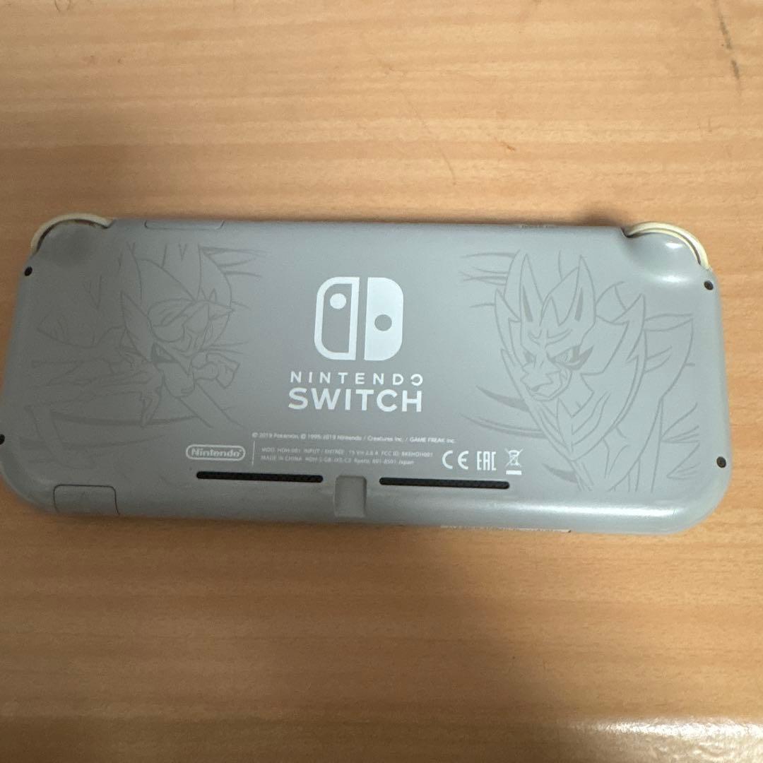 Nintendo switch Lite ポケモン仕様