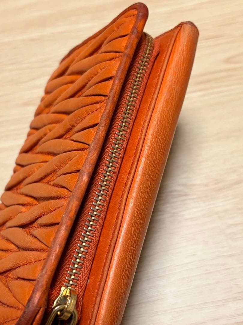 MIU MIU MATELASSE'LUX 財布 ミウミウ　miumiu