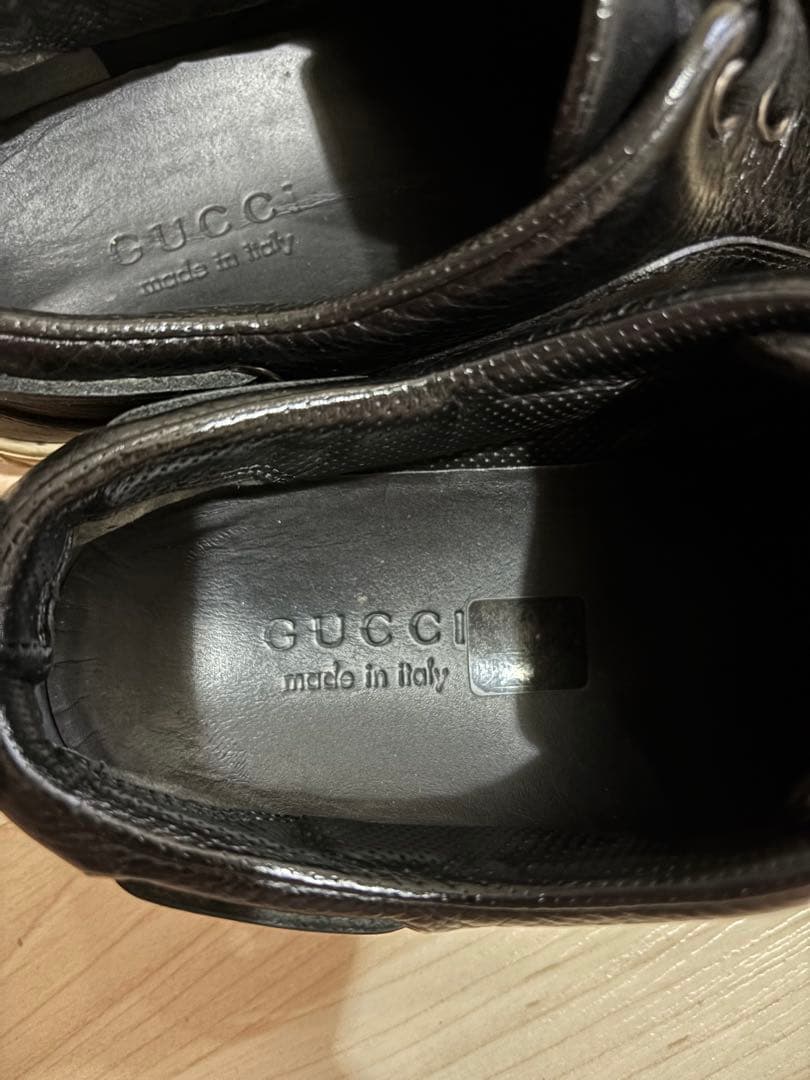 GUCCI ブラック レザー デッキシューズ