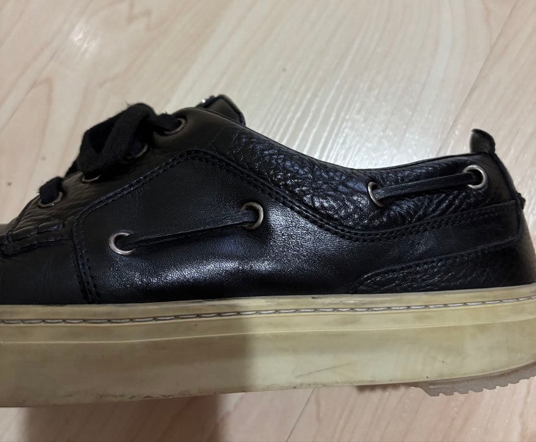 GUCCI ブラック レザー デッキシューズ