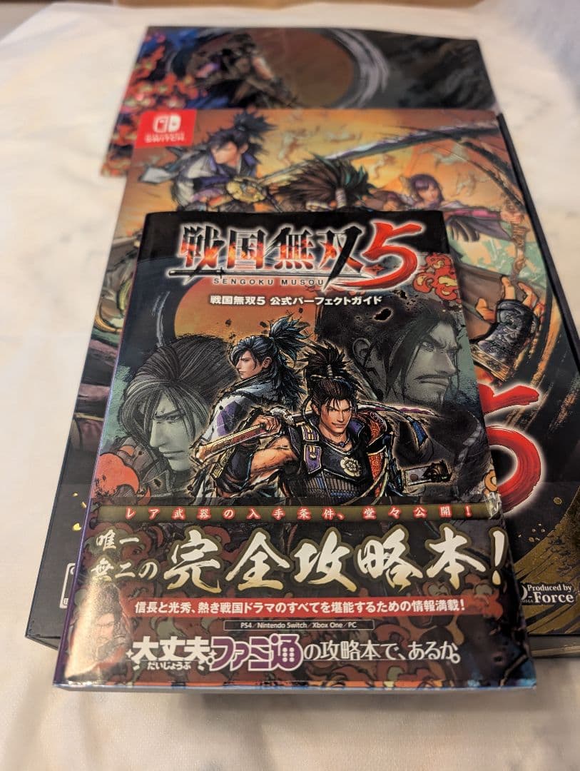 NintendoSwitch版 戦国無双5 一騎当千BOX＋攻略本セット