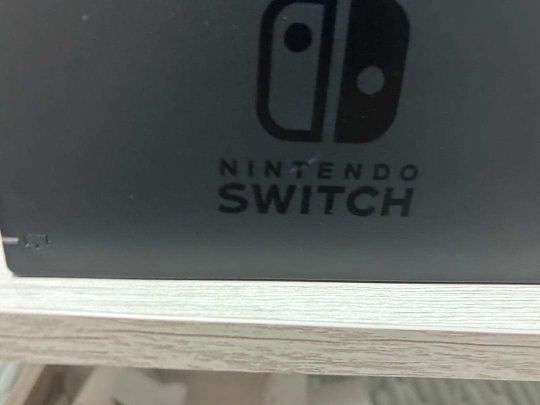 照*り様 Nintendo Switch 本体 青と赤のジョイコン