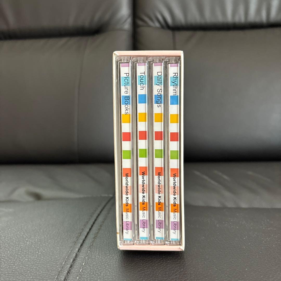 ベネッセワールドワイド、キッズミュージック、ライブラリーCD 4枚セット