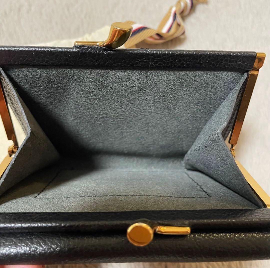 ✨新品 ✨イルビゾンテ IL BISONTE 黒 三つ折り 財布 ロゴ型押し