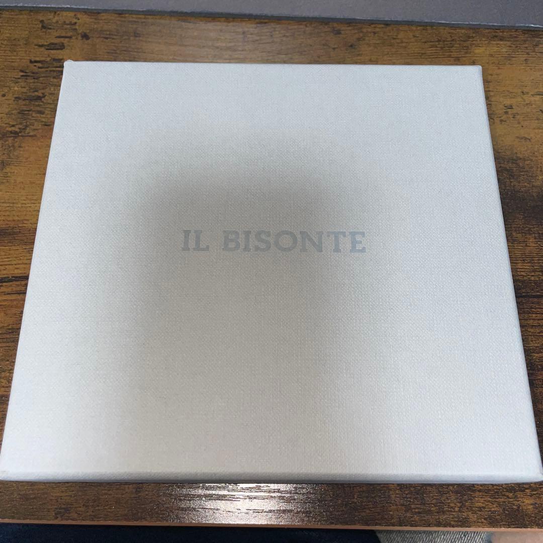 ILBISONTE イルビゾンテ 牛革 ラウンドファスナー　黒　シボ革　ジップ